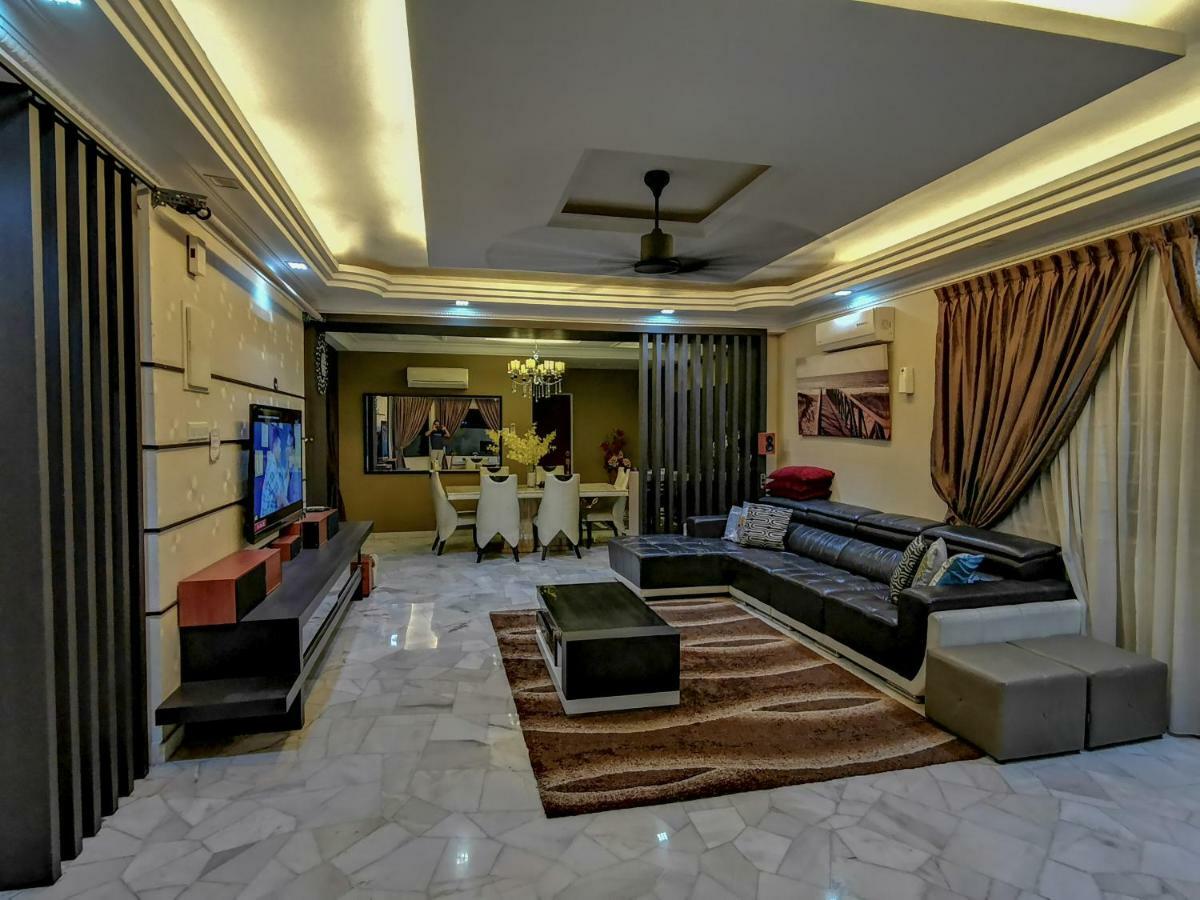 Ria Homestay ยะโฮร์บาห์รู ภายนอก รูปภาพ